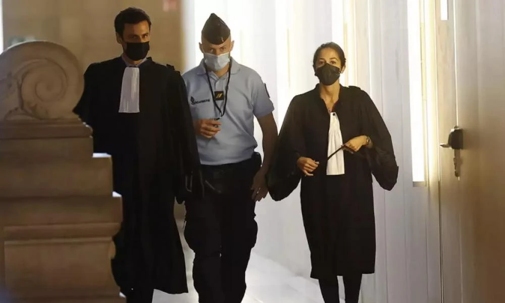 Γαλλία: Ισόβια χωρίς δικαίωμα αναστολής για τον Σαλά Αμπντεσλάμ και τις επιθέσεις του 2015 ζητάει η εισαγγελία